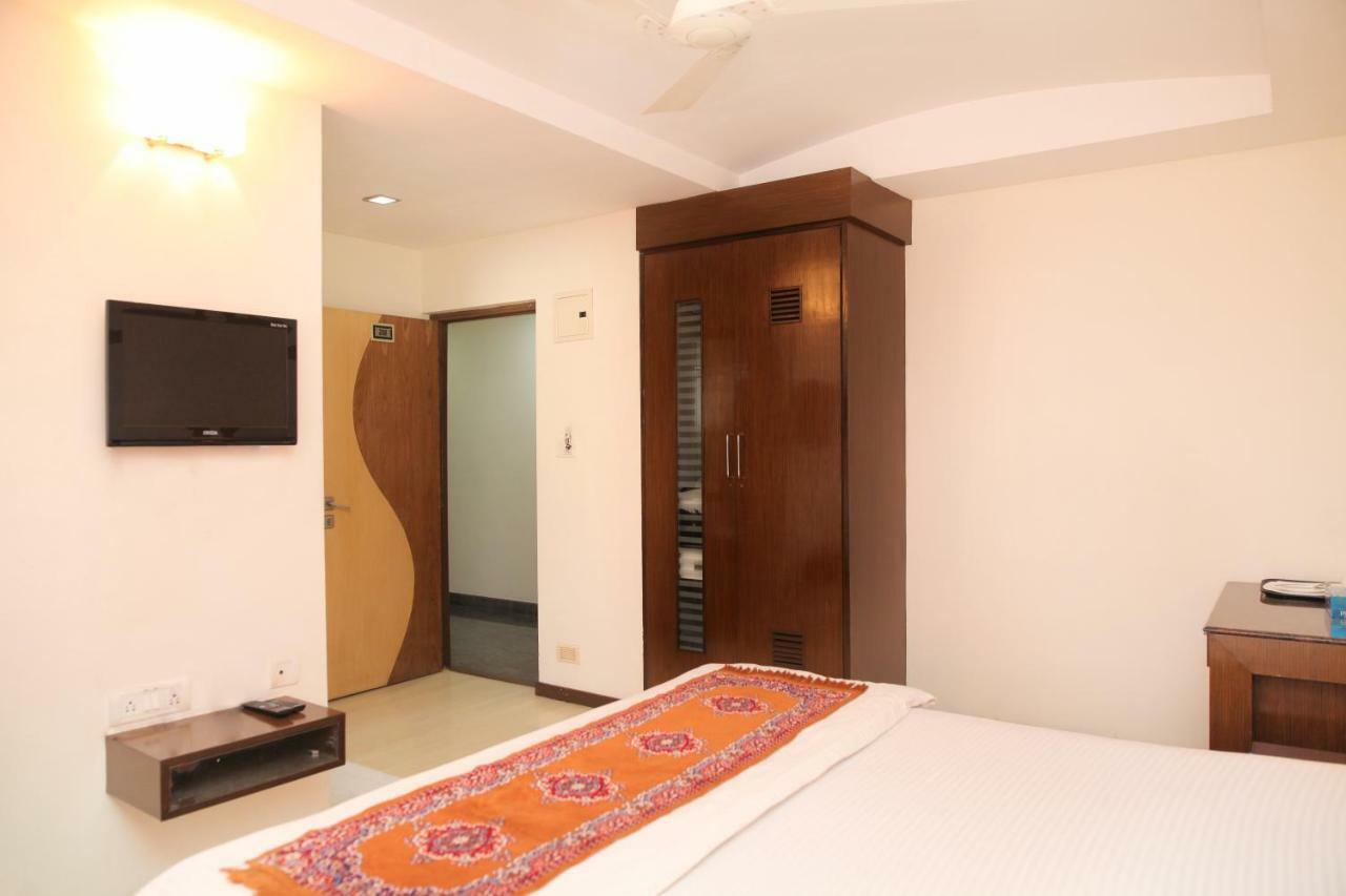 Sai Orbit Serviced Apartments Porur Chennai Exterior foto